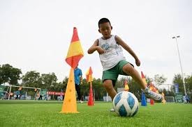 [欧冠]凯恩传射 拜仁2-0勒沃库森总分5-0进8强